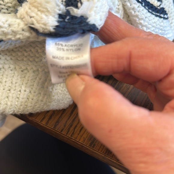 C & C striped sweater in L - Picture 5 of 5